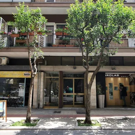 Konukevi De Rossi Bari